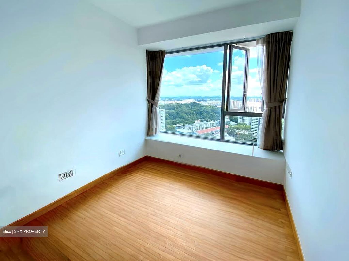 Centro Residences (D20), Condominium #536698241